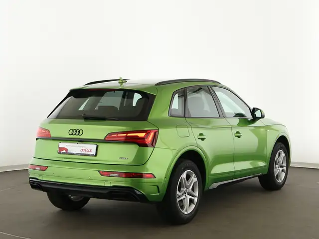 Audi Q5 view 7