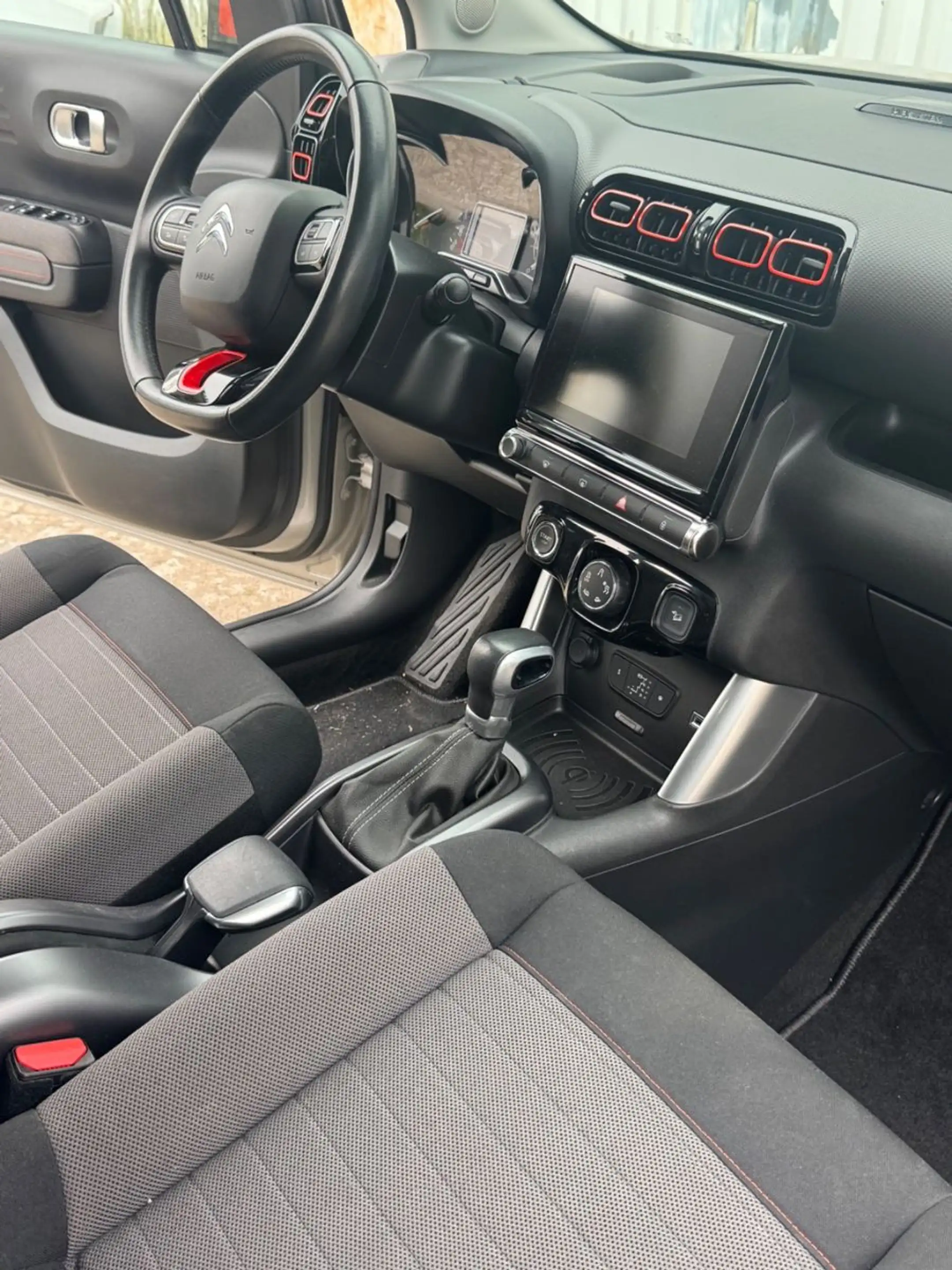 Citroen C3 Aircross — photo 9