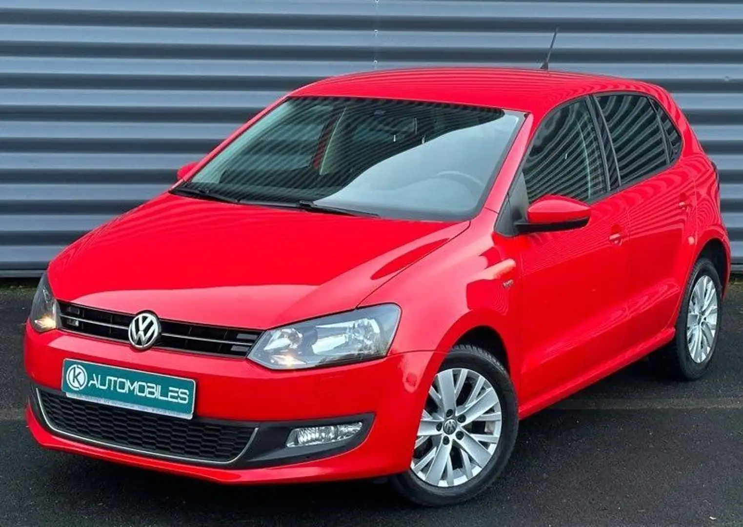 Volkswagen Polo 6 II 1.2 60CH 158500Km ÉDITION LIFE BVM5 RÉGULATEUR DE VITESSE RADAR RECUL SIÈGES CHAUFFANTS BLUETOOTH 5 PORTES - 1