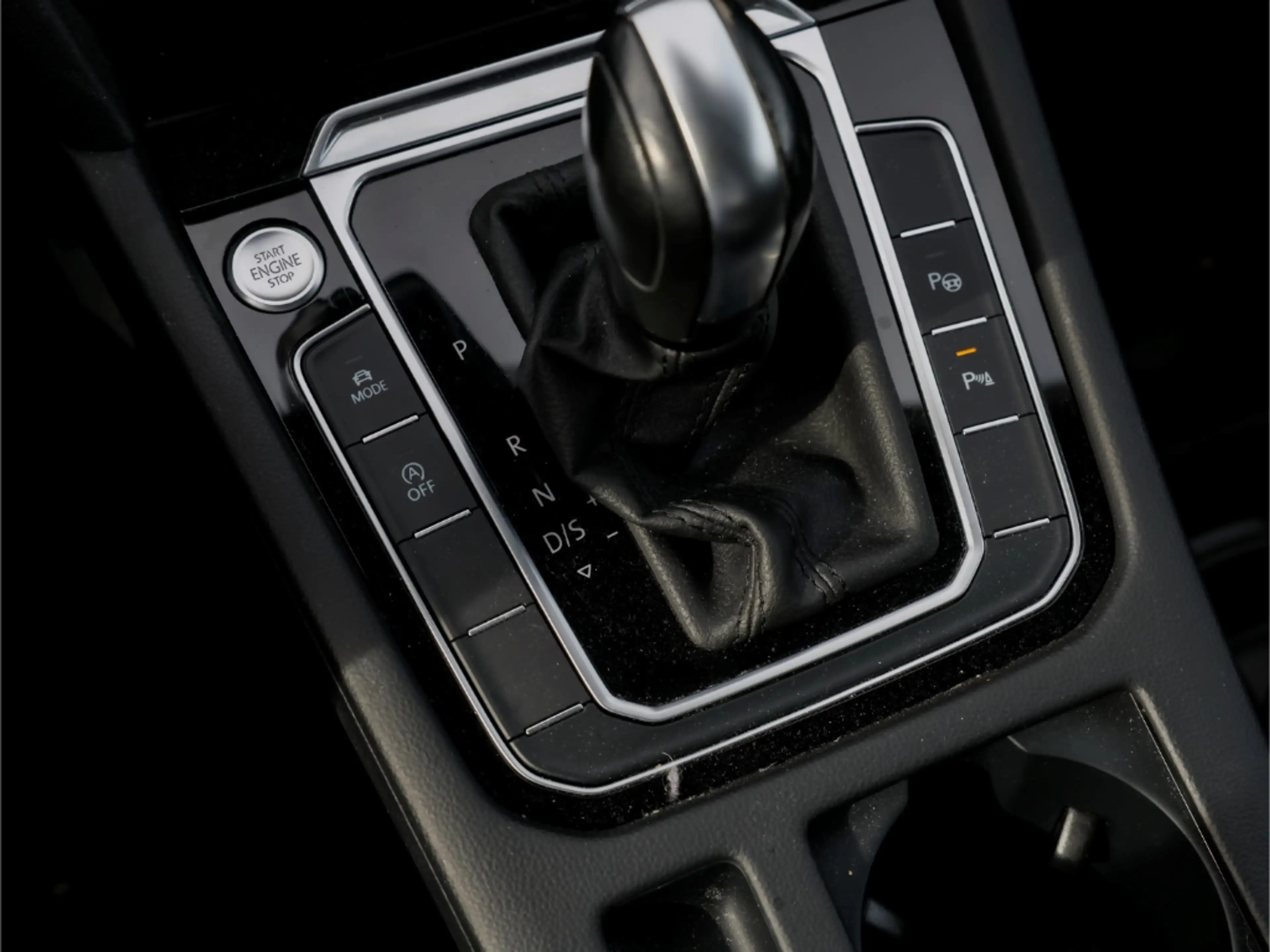 Volkswagen Arteon Elegance 2.0 TDI MATRIX-LED TRAVEL ASSIST ELKTR. H — photo 15