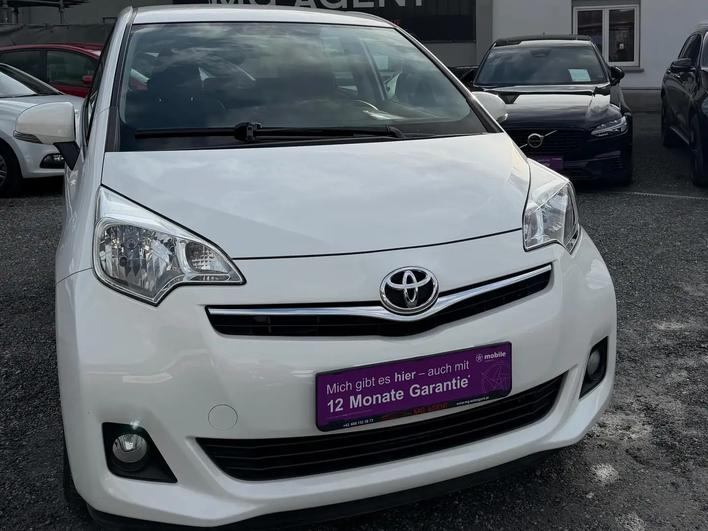 Toyota Verso-S 1,4 Benzin **TOP ZUSTAND** Rückfahrkamera Weiß - 1