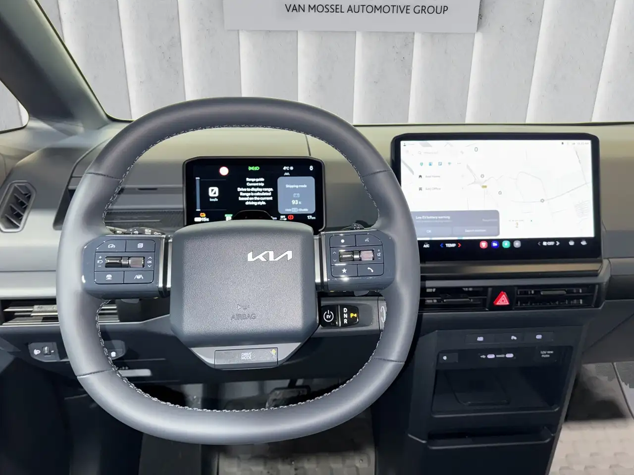 Kia PV5 Cargo Elite 71.2 kWh L2H1 Kastenwagen. 120 kW. 4-türig 9