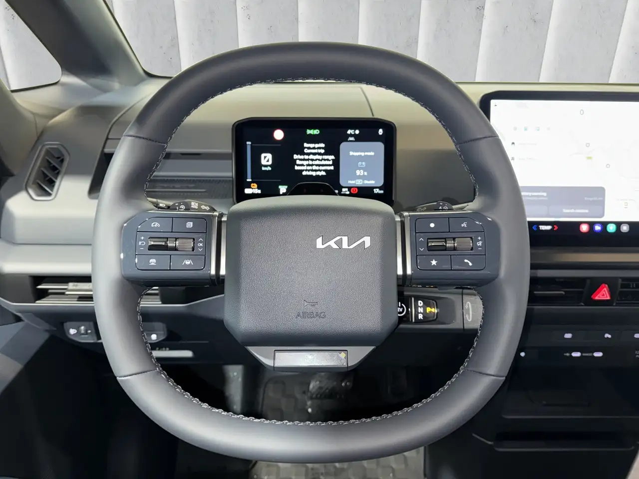 Kia PV5 Cargo Elite 71.2 kWh L2H1 Kastenwagen. 120 kW. 4-türig 10