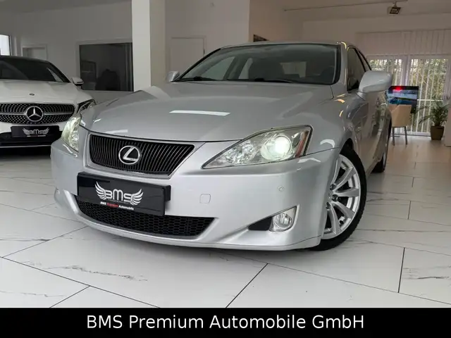 Lexus IS 220d Limited