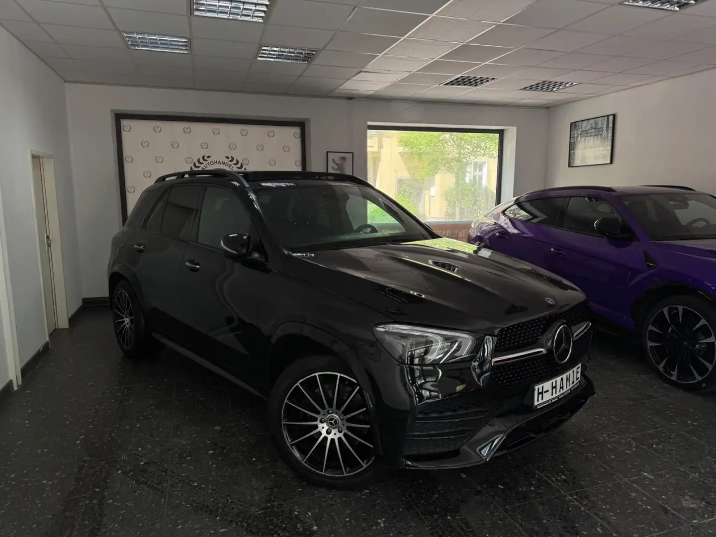Mercedes-Benz GLE 300 d AMG PANO KEYLESS 7-SITZ BURM NIGHT II Negru - 2