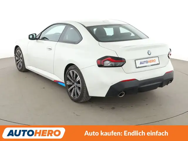 BMW 2 Series view 4