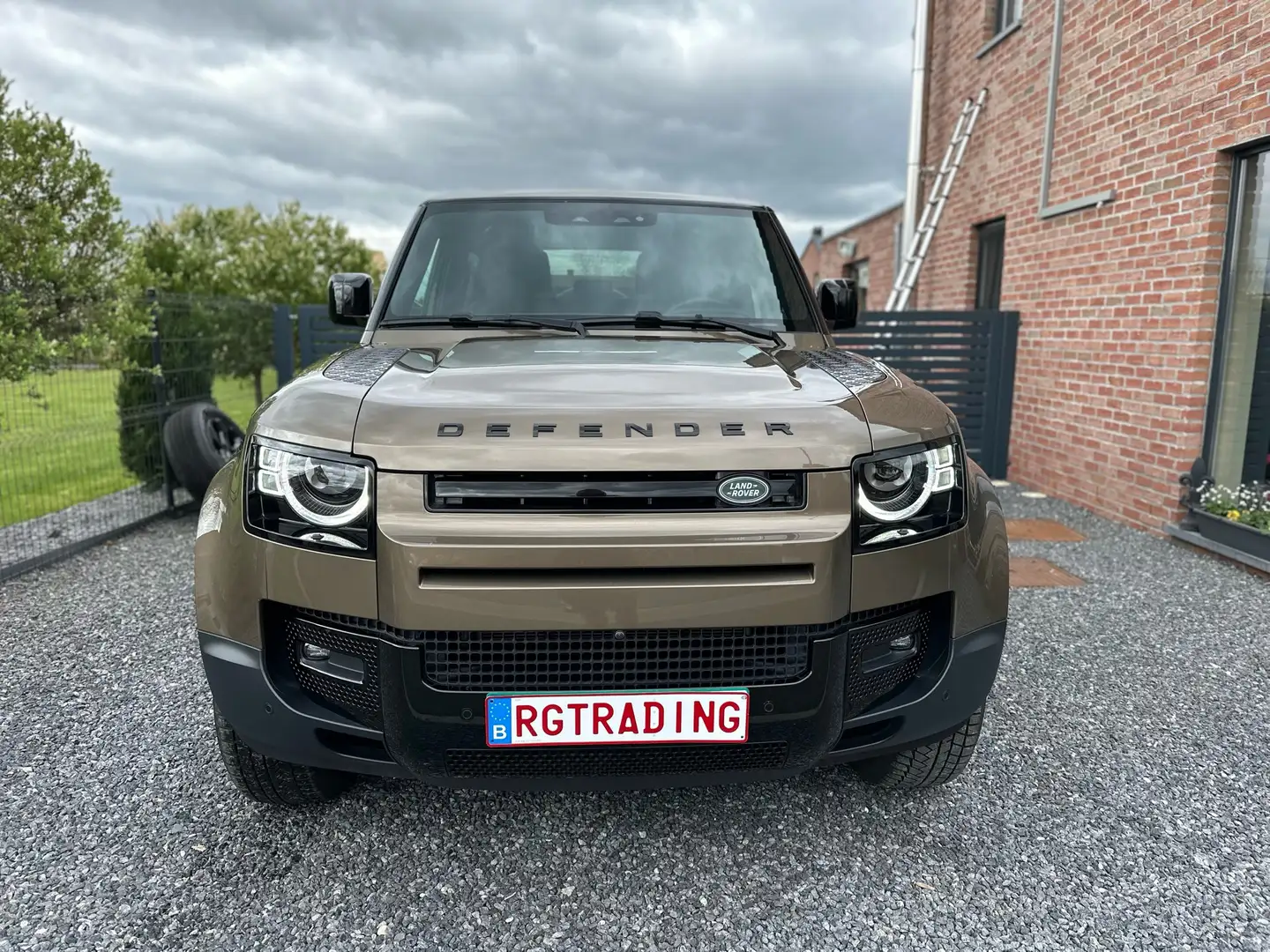 Land Rover Defender 3.0 D MHEV 90 Toit Pano*Black pack Brown - 2