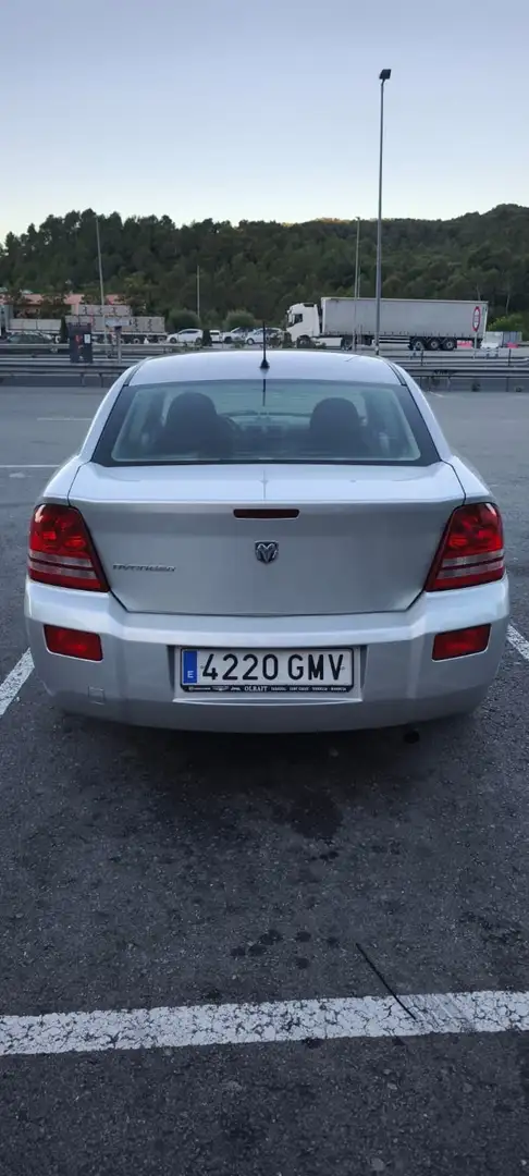 Dodge Avenger 2.0 VVT SE - 2