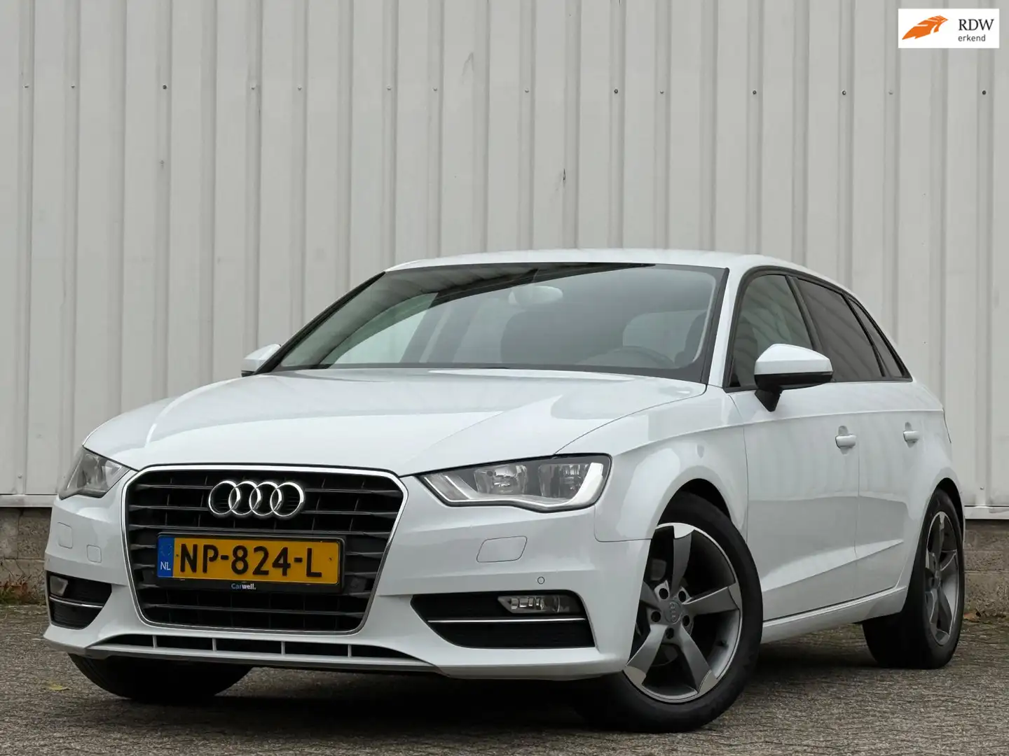 Audi A3 Sportback 1.4 TFSI Ambition Pro Line S 2e Eigenaar Bianco - 1
