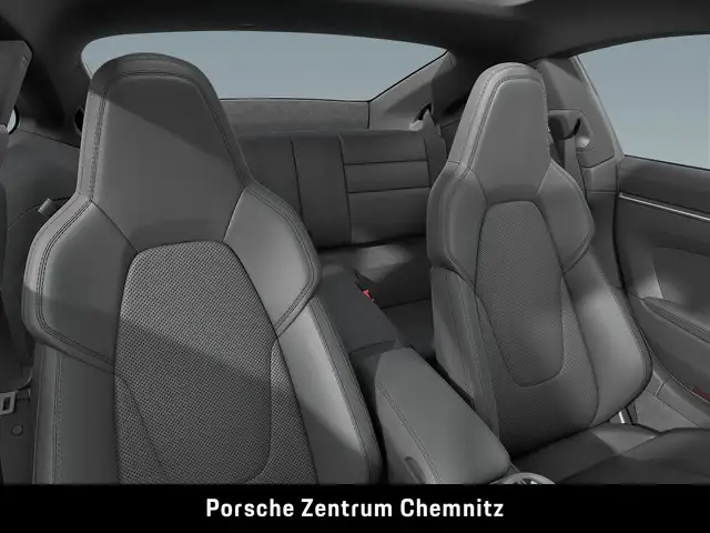 Porsche 911 view 6