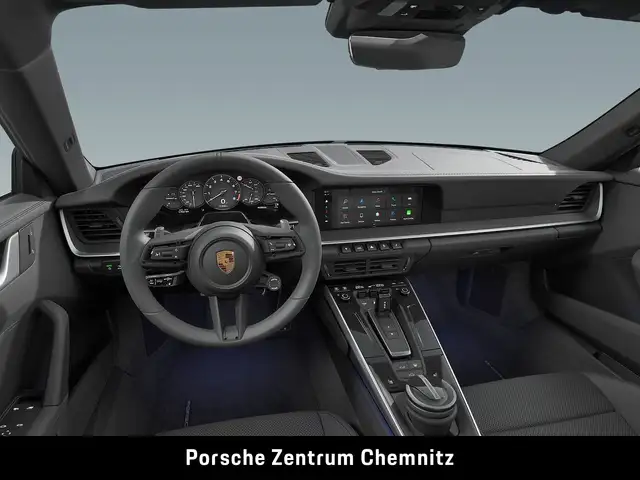 Porsche 911 view 5
