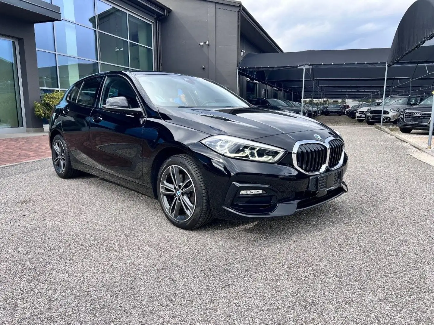 BMW 118 i 5p. Sport Automatica Nero - 2
