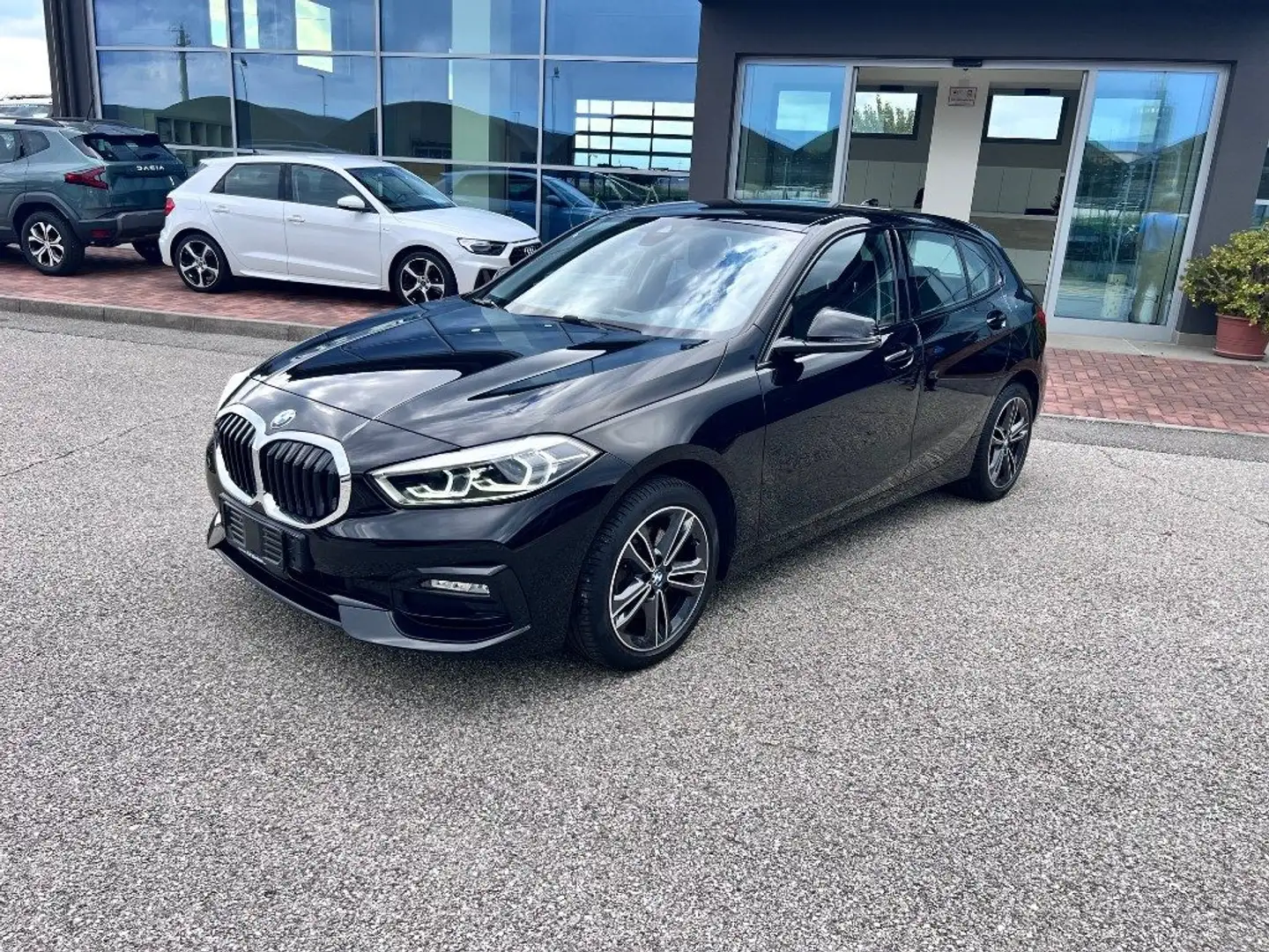 BMW 118 i 5p. Sport Automatica Nero - 1