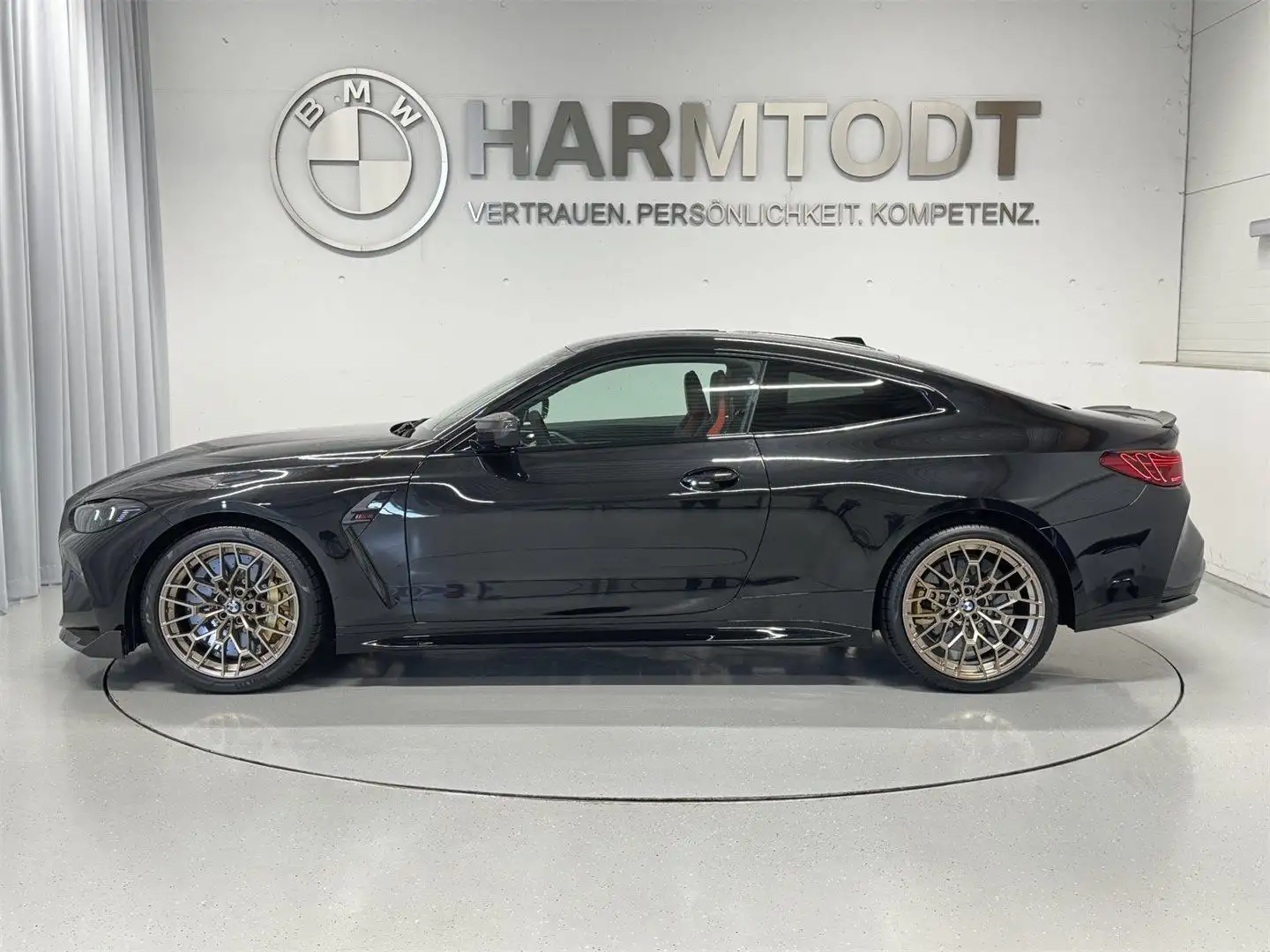 BMW M4 CS Coupe xDrive Schwarz - 2