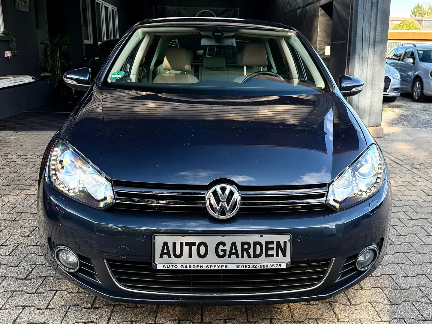 Volkswagen Golf Highline, TÜV, Inspektion Neu Blau - 2