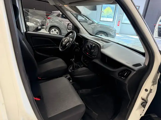 Fiat Doblo view 14