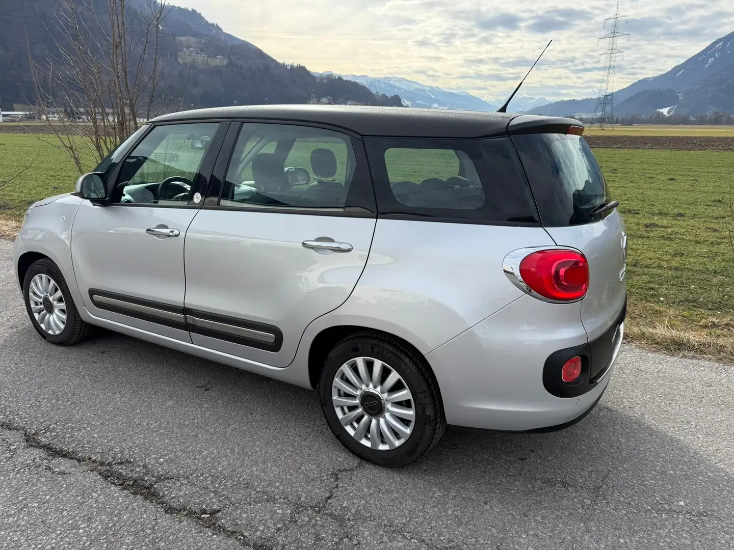 Fiat 500L Pop Star Plateado - 2