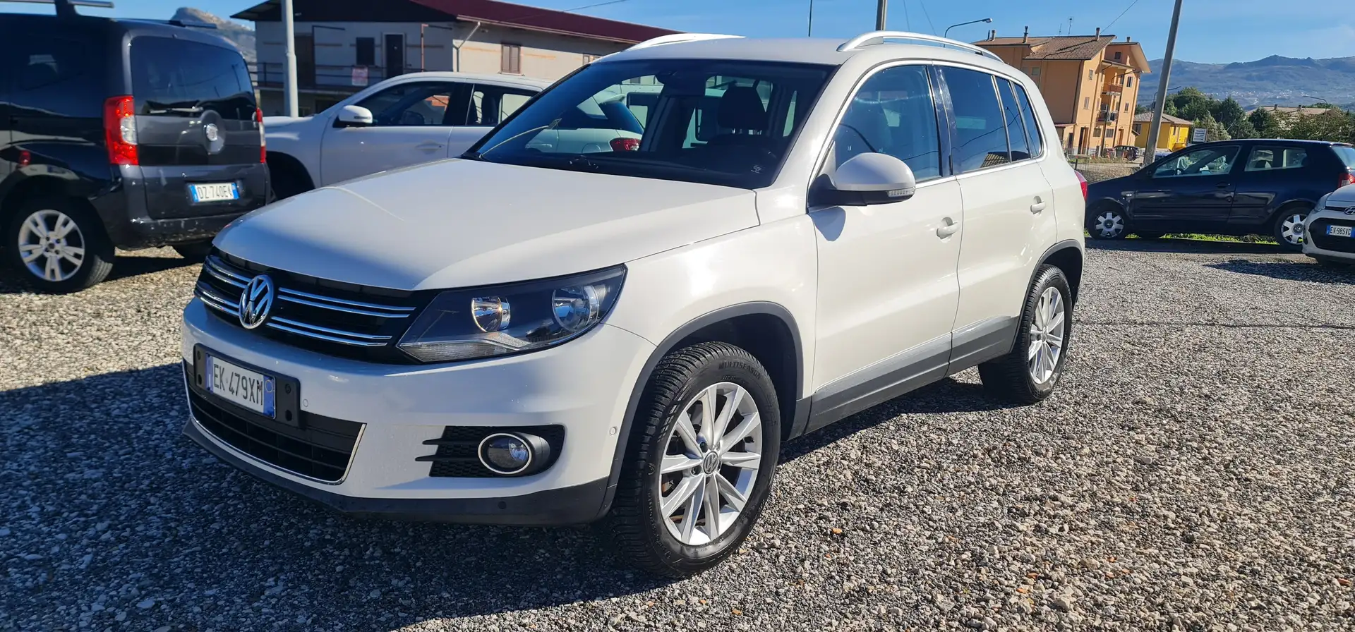 Volkswagen Tiguan Tiguan 2.0 tdi Track Bianco - 1