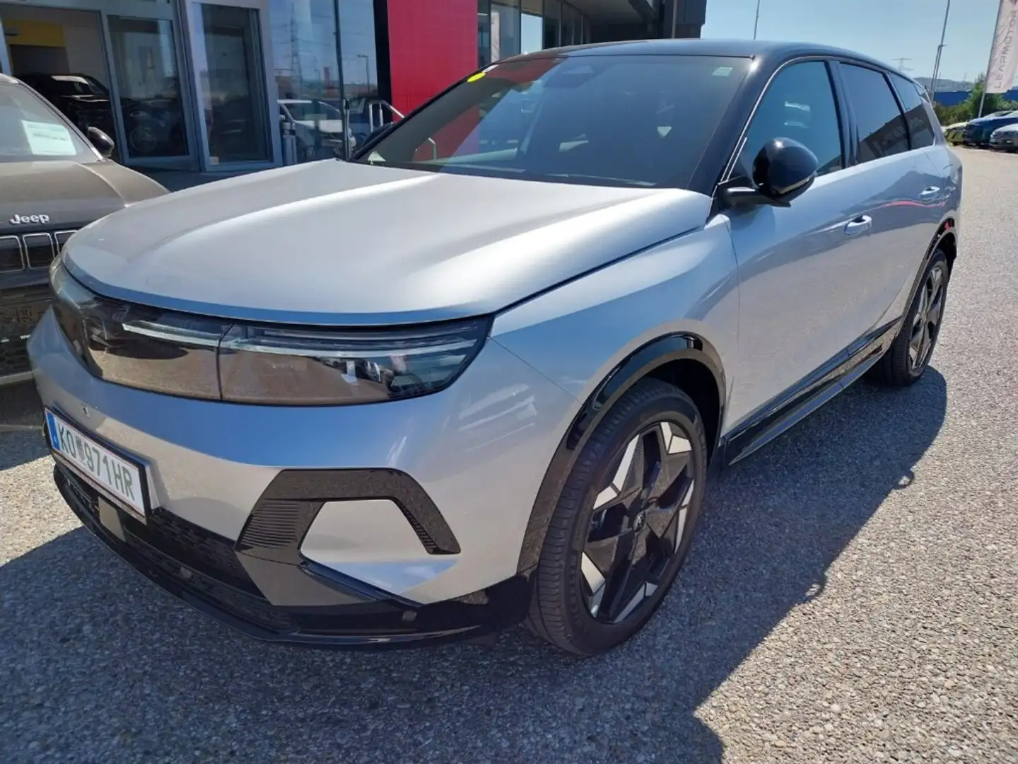 Opel Grandland Electric AWD GS, 325 PS, Batterie 73 kWh Silber - 1