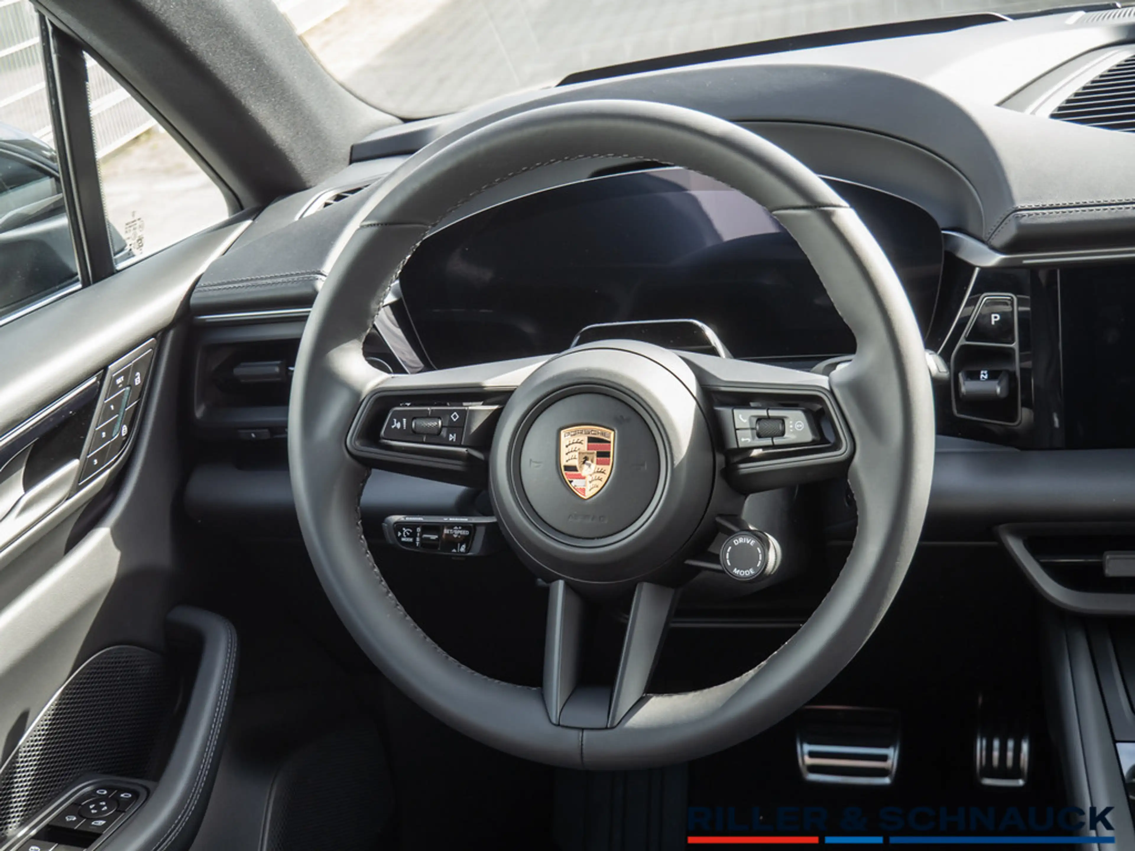 Porsche Macan 4S Electric OHNE ZULASSUNG / PANO+HUD+A — photo 10