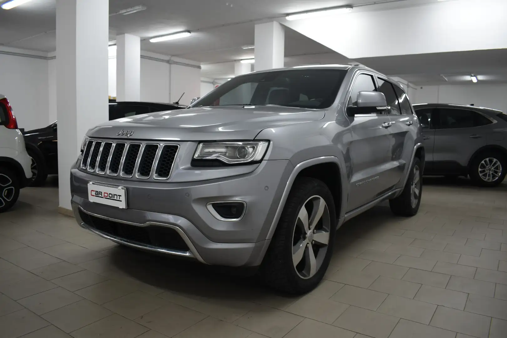 Jeep Grand Cherokee Grand Cherokee 3.0 V6 CRD 250 CV Multijet II Overl Gris - 2