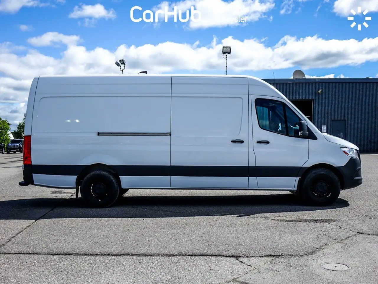 Mercedes-Benz Sprinter photo Mercedes-Benz Sprinter