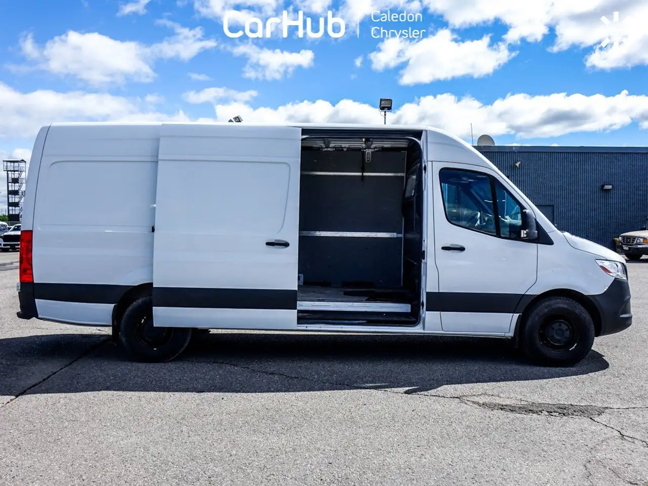Mercedes-Benz Sprinter photo Mercedes-Benz Sprinter