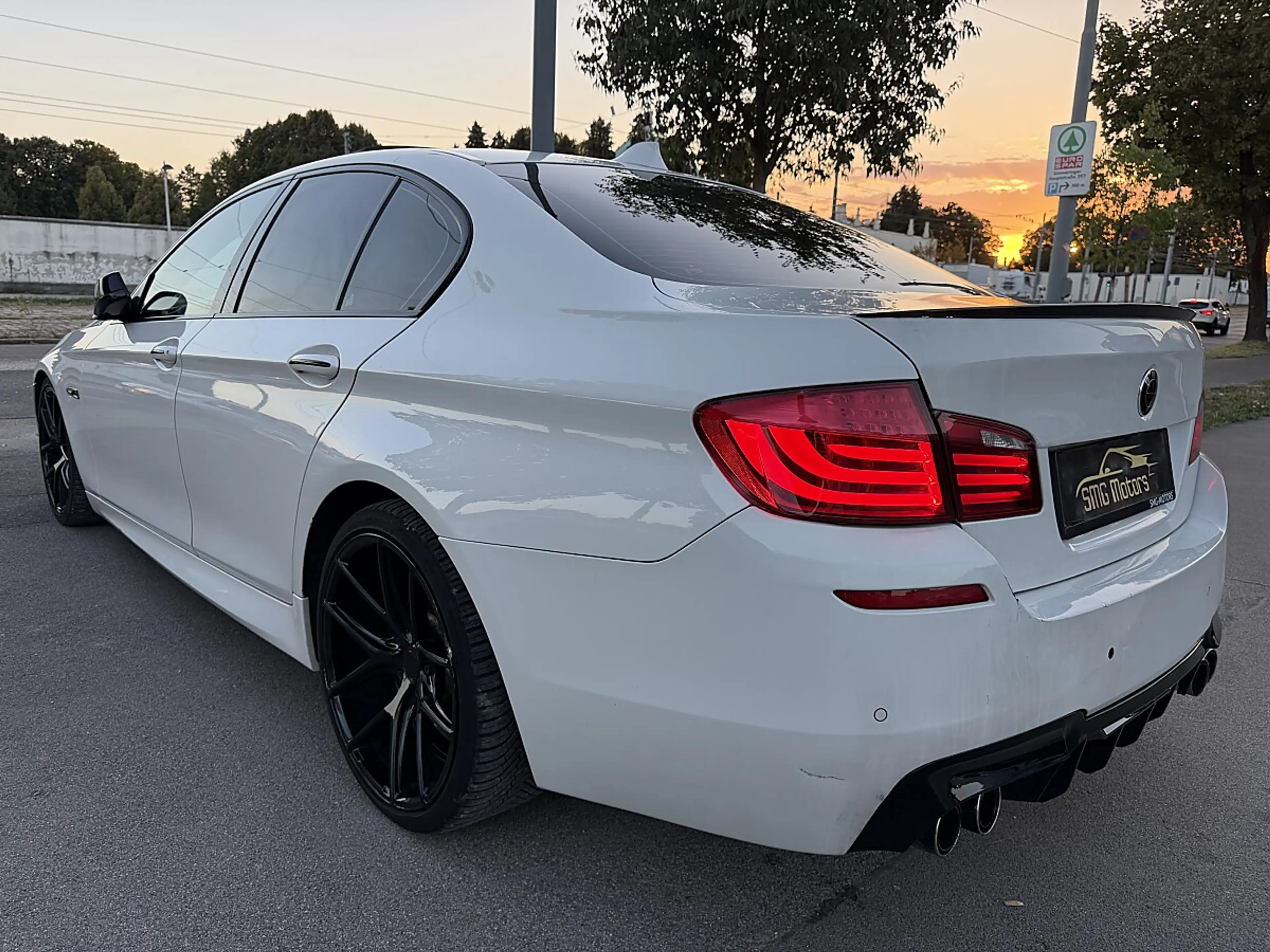 BMW 525 d M-PAKET AB WERK/SCHIEBEDACH/HEAD UP DISPLAY/R... — photo 13