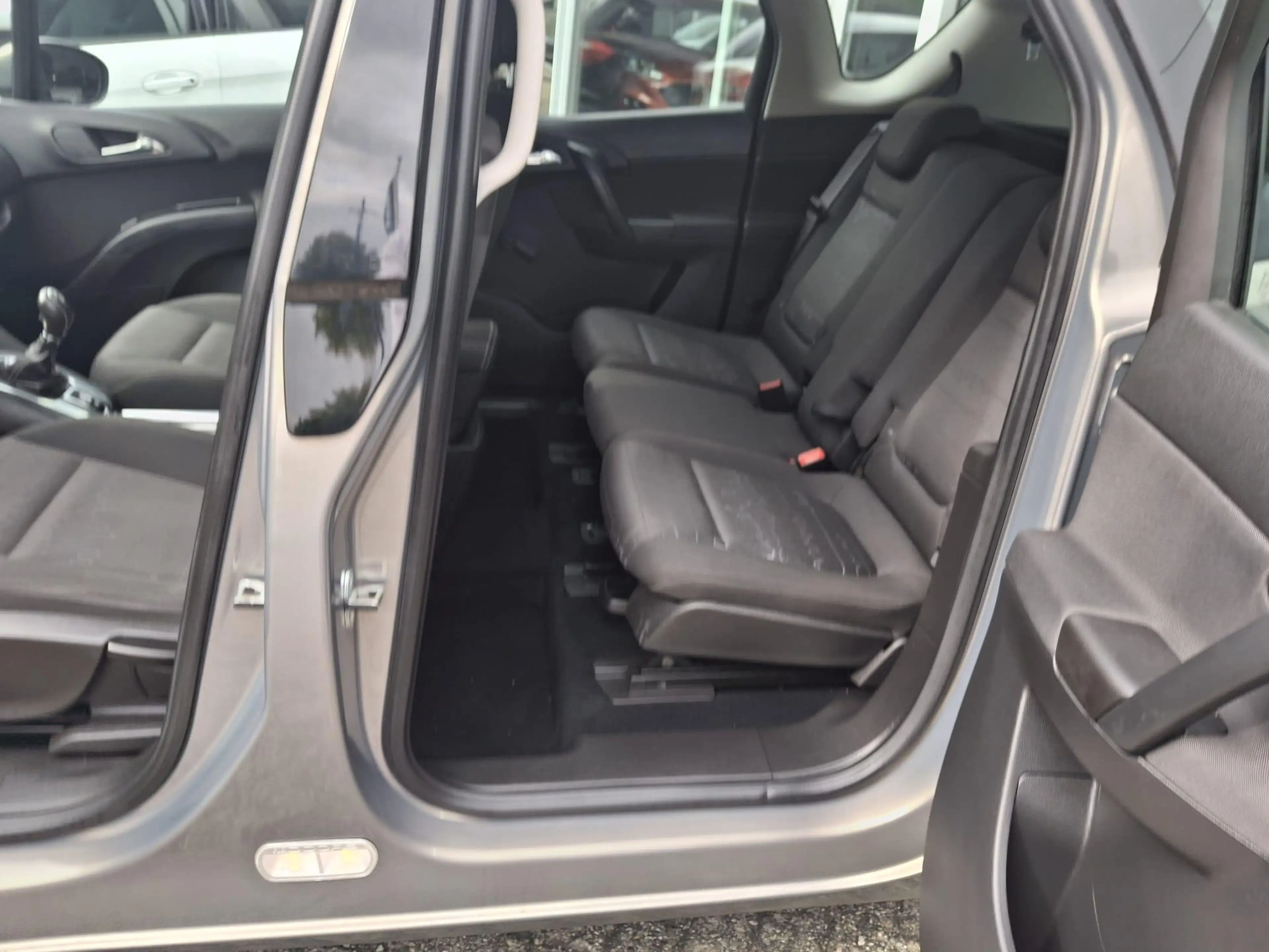 Opel Meriva 1.4 Berlin — photo 11
