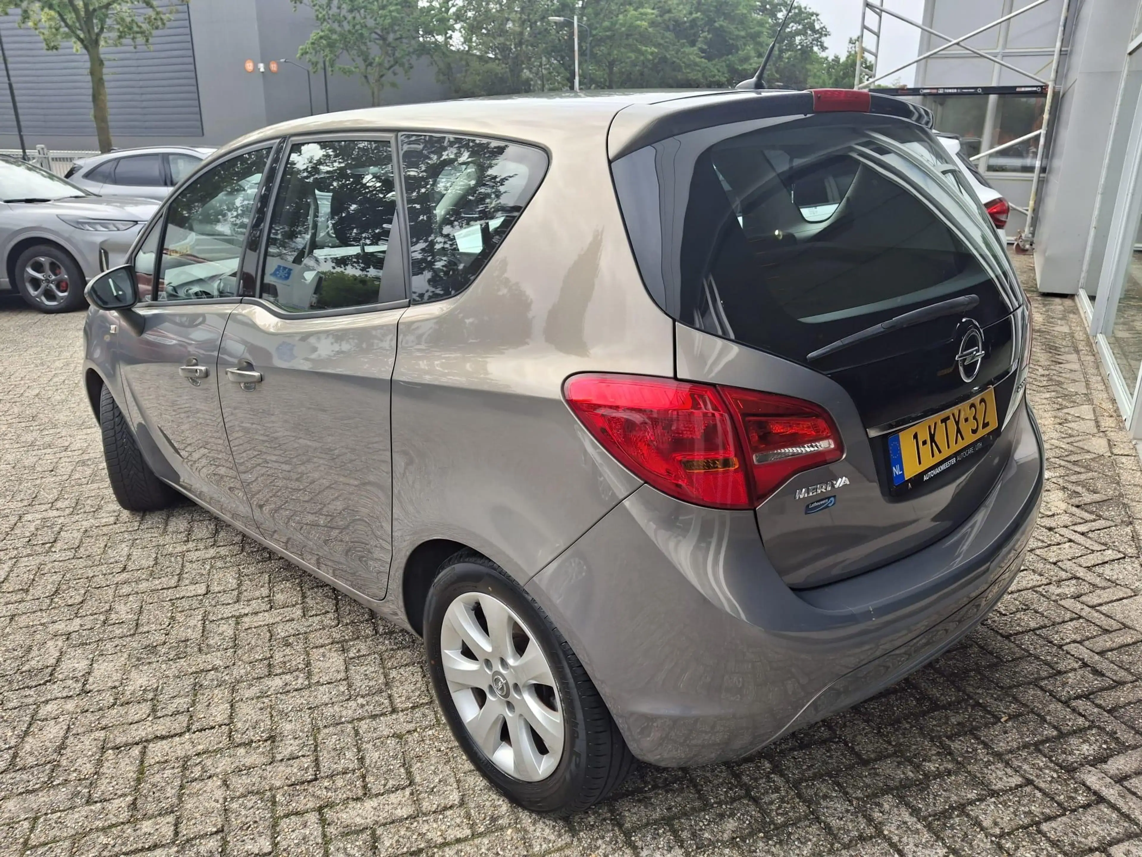 Opel Meriva 1.4 Berlin — photo 3