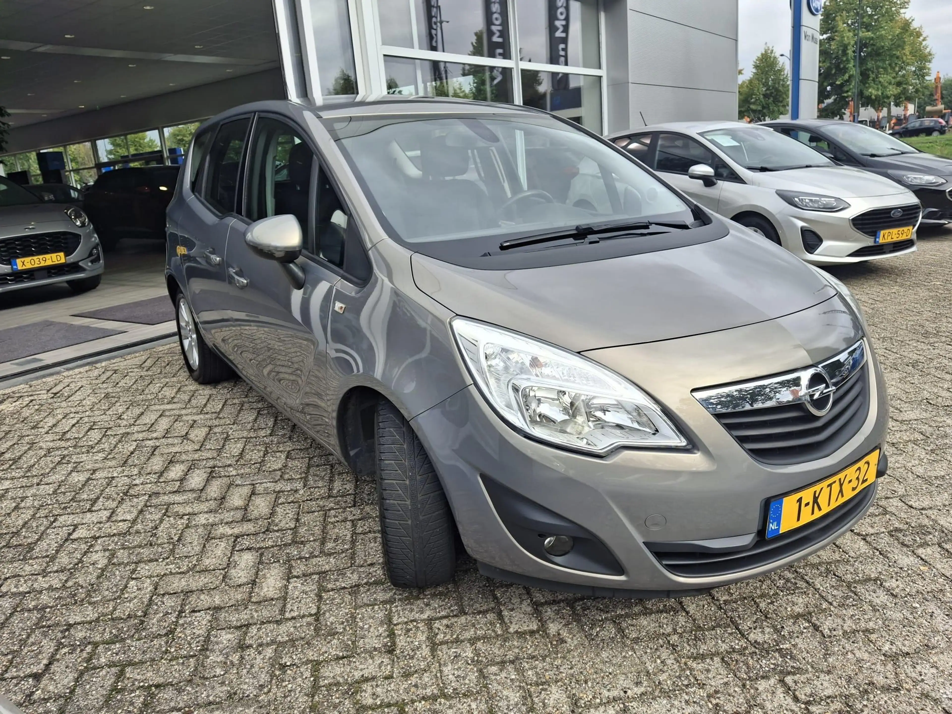 Opel Meriva 1.4 Berlin — photo 7