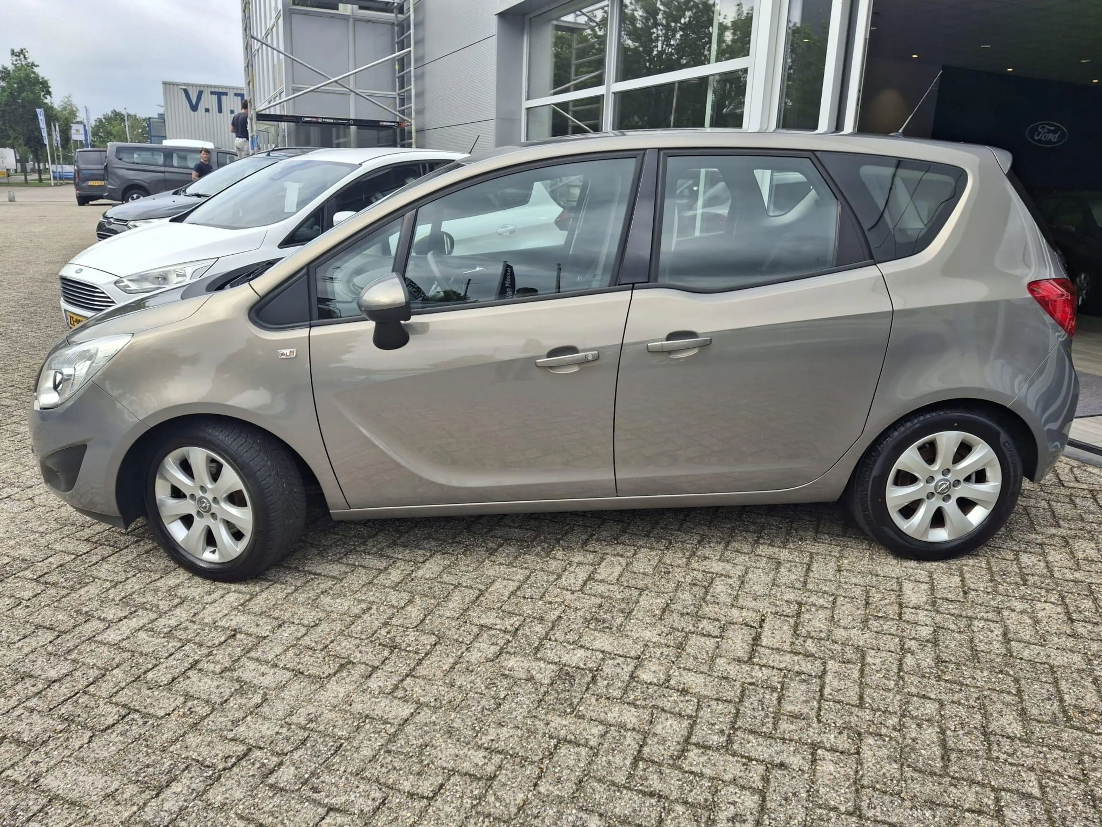 Opel Meriva 1.4 Berlin — photo 2