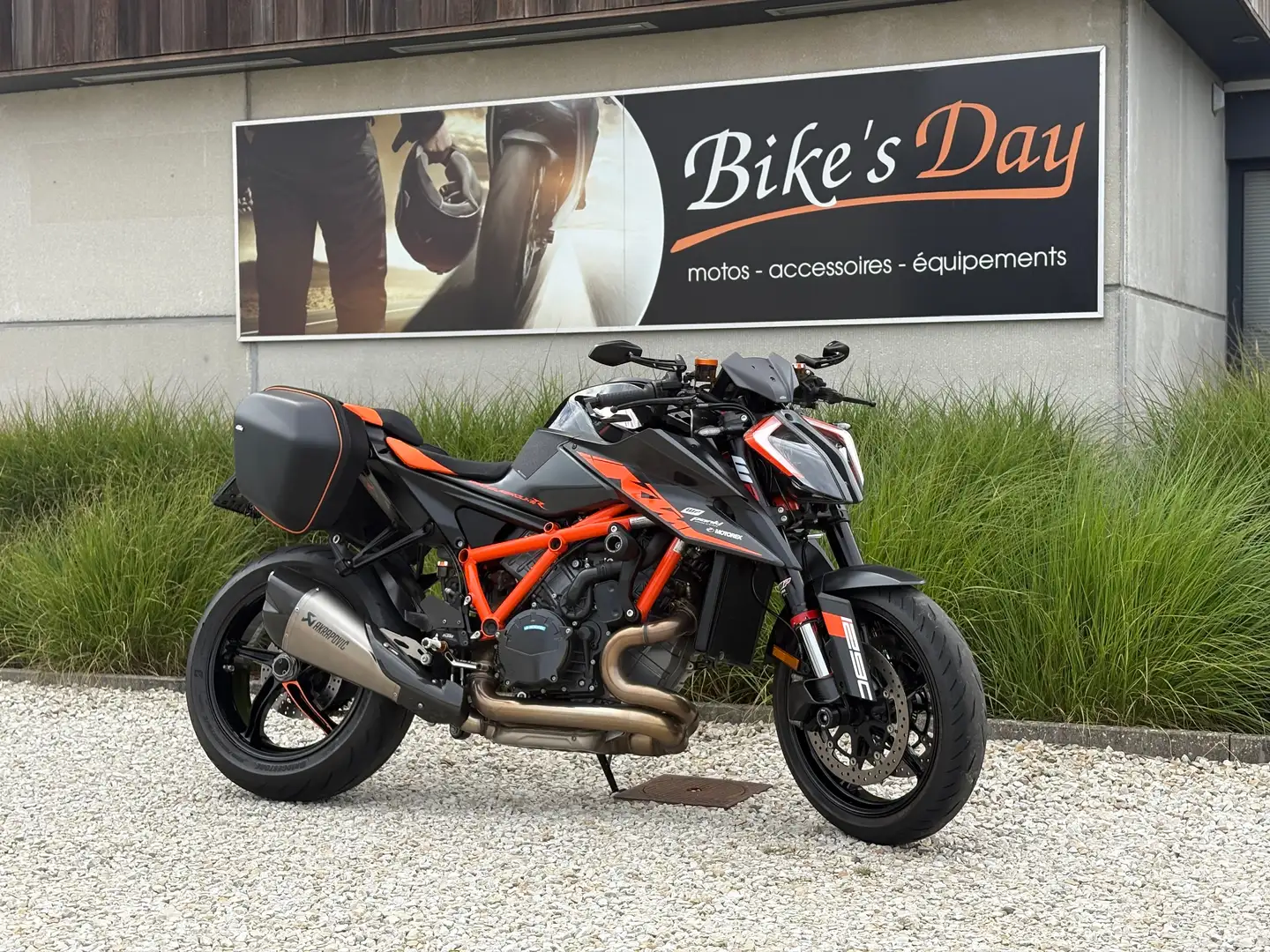 KTM 1290 Super Duke R Negru - 1