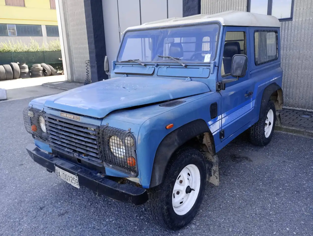 Land Rover Defender 90 2.5 td County SW, foto 2