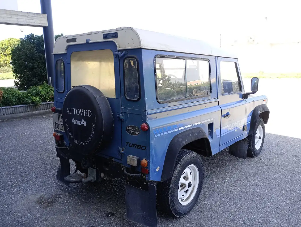 Land Rover Defender 90 2.5 td County SW, foto 4