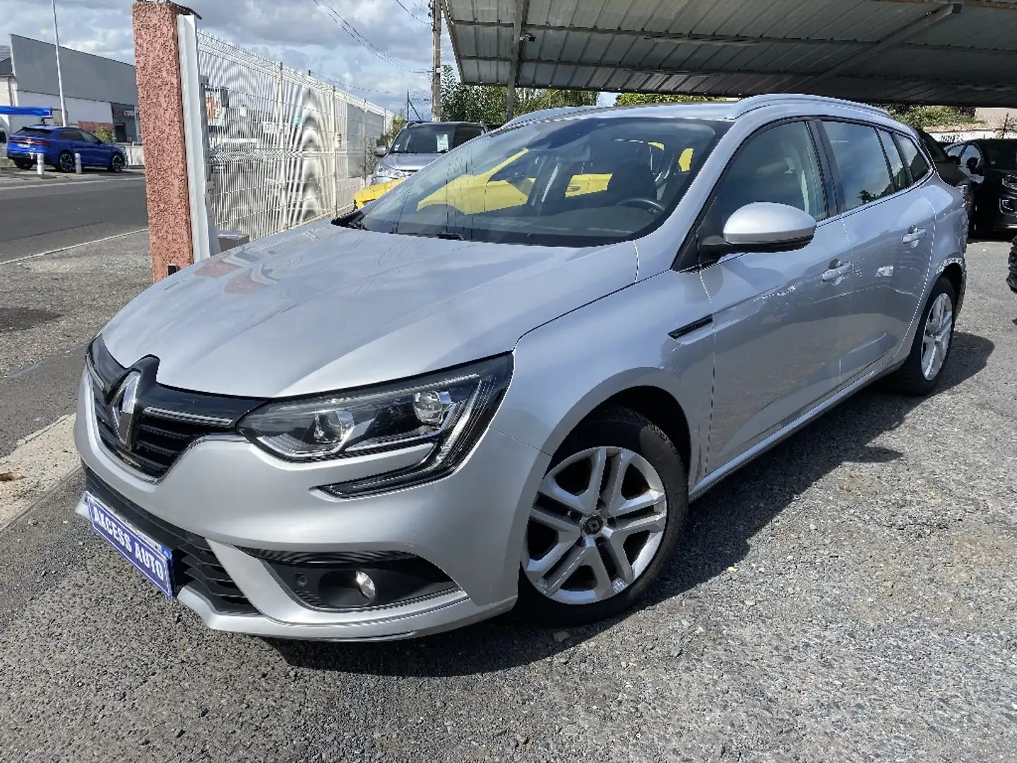 Renault Megane Estate 1.3 TCe 140 Business - 1