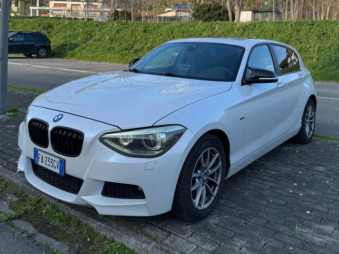 BMW 118 Serie 1 F/20-21 2011 118d 5p Unique - 1