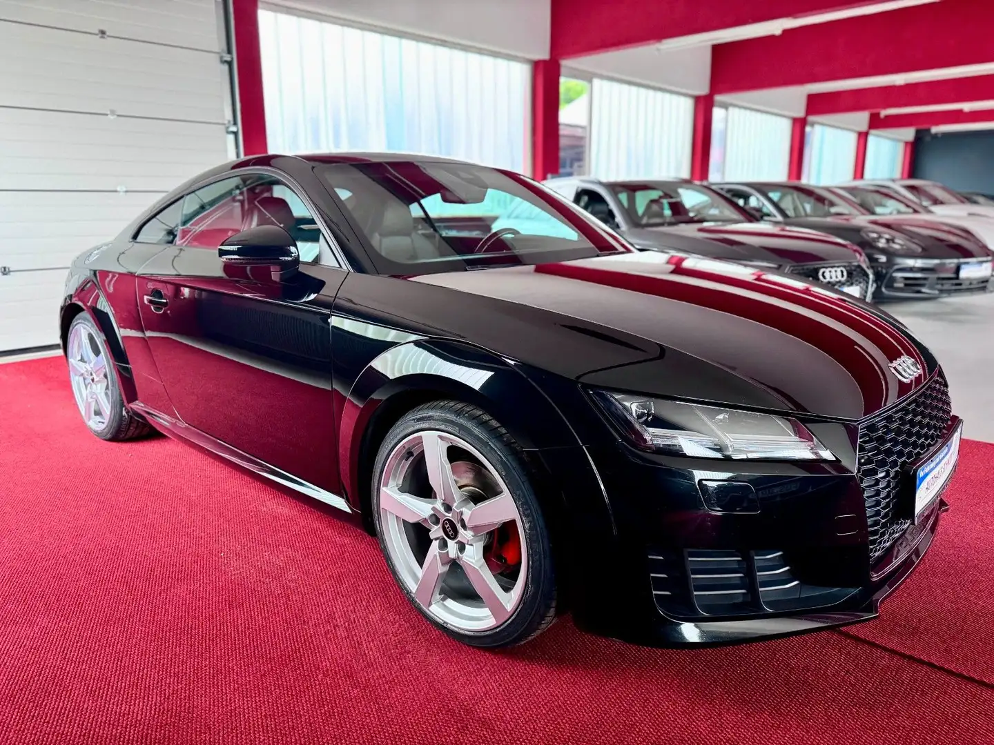 Audi TT Coupe 2.0 TFSI quattro LED Raute Navi STronic Schwarz - 2