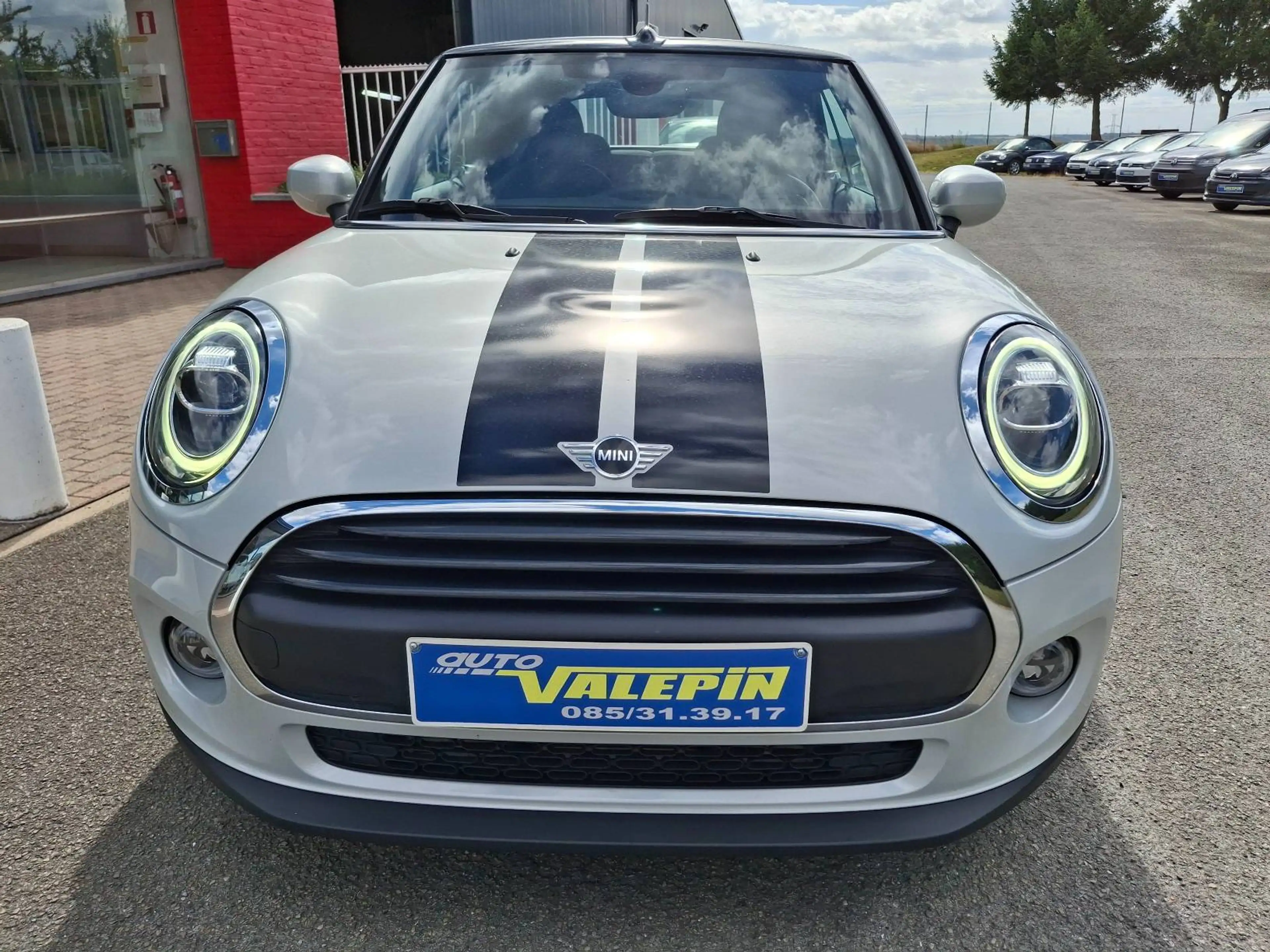 MINI One Cabrio Mini Cabriolet 1.5 One 102cv GPS/BT/PH AUT/JA/SIEGES CHAUFF... — photo 2