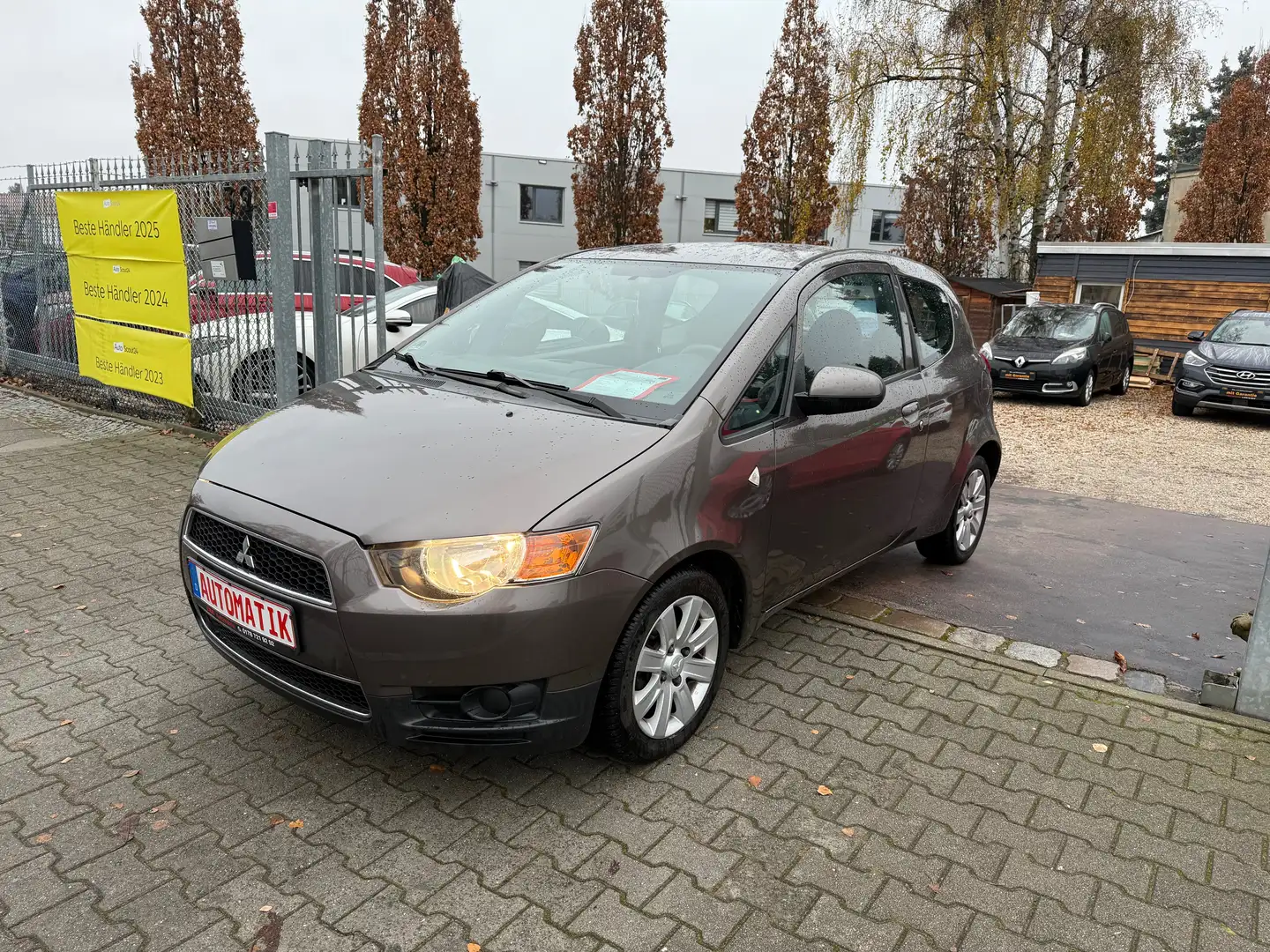Mitsubishi Colt XTRA,KLIMA,WEBASTO,AUTOMATIK,99.TKM,TEMPOMAT,ALLW. Brun - 1