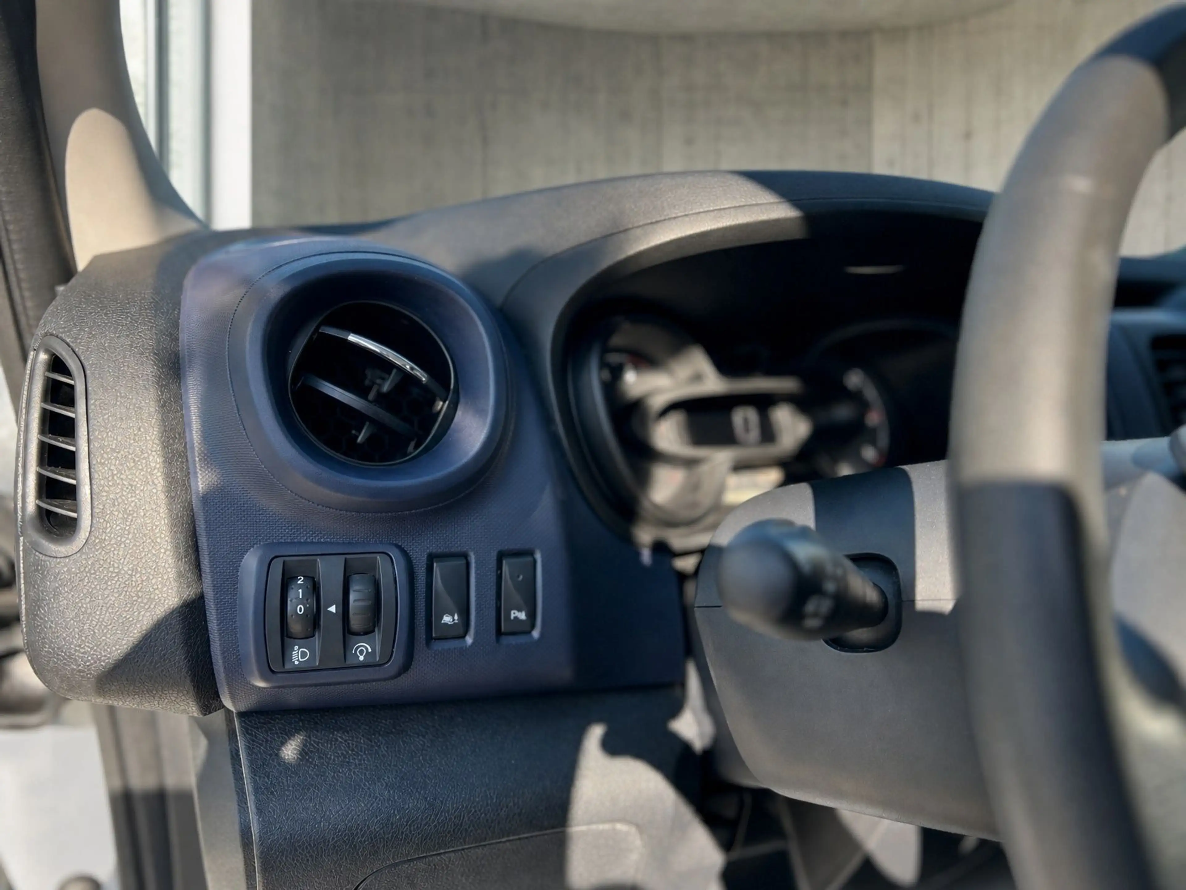 Opel Vivaro Kasten L1H1 2,9t *1.Hand*Navi*PDC*Tempomat*Klima — photo 11