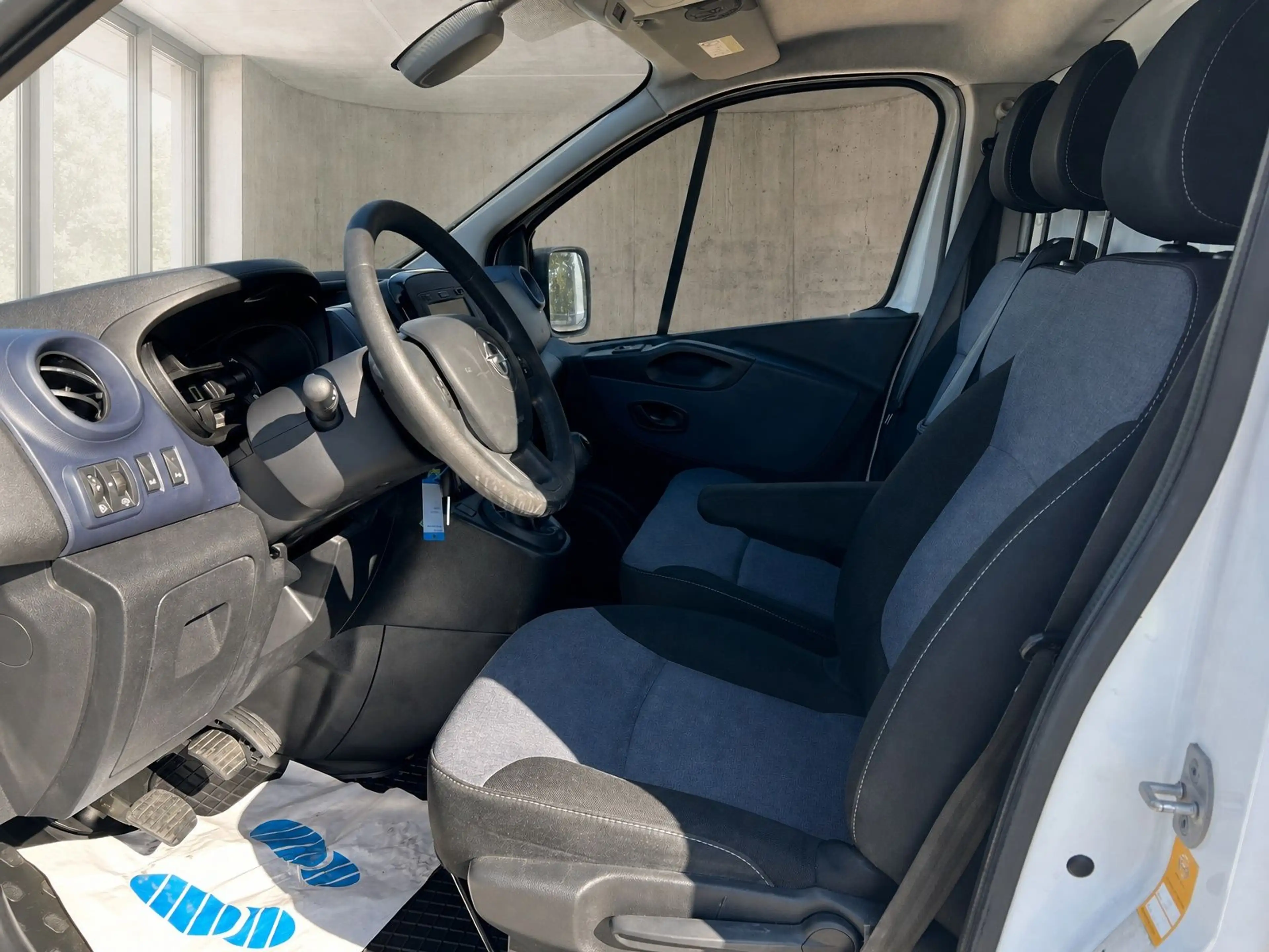 Opel Vivaro Kasten L1H1 2,9t *1.Hand*Navi*PDC*Tempomat*Klima — photo 15