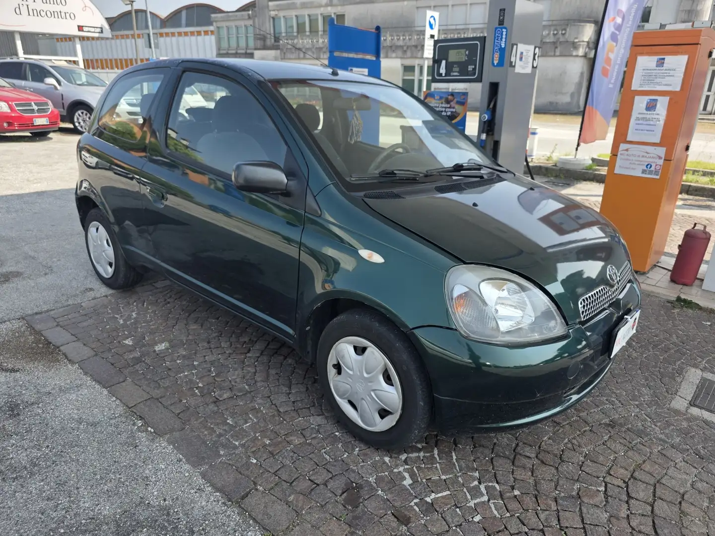 Toyota Yaris 3p 1.4 d-4d con 207.000km Neopatentati ok - 1