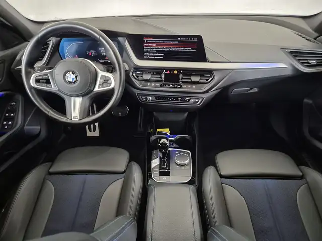 BMW 1 Series view 9
