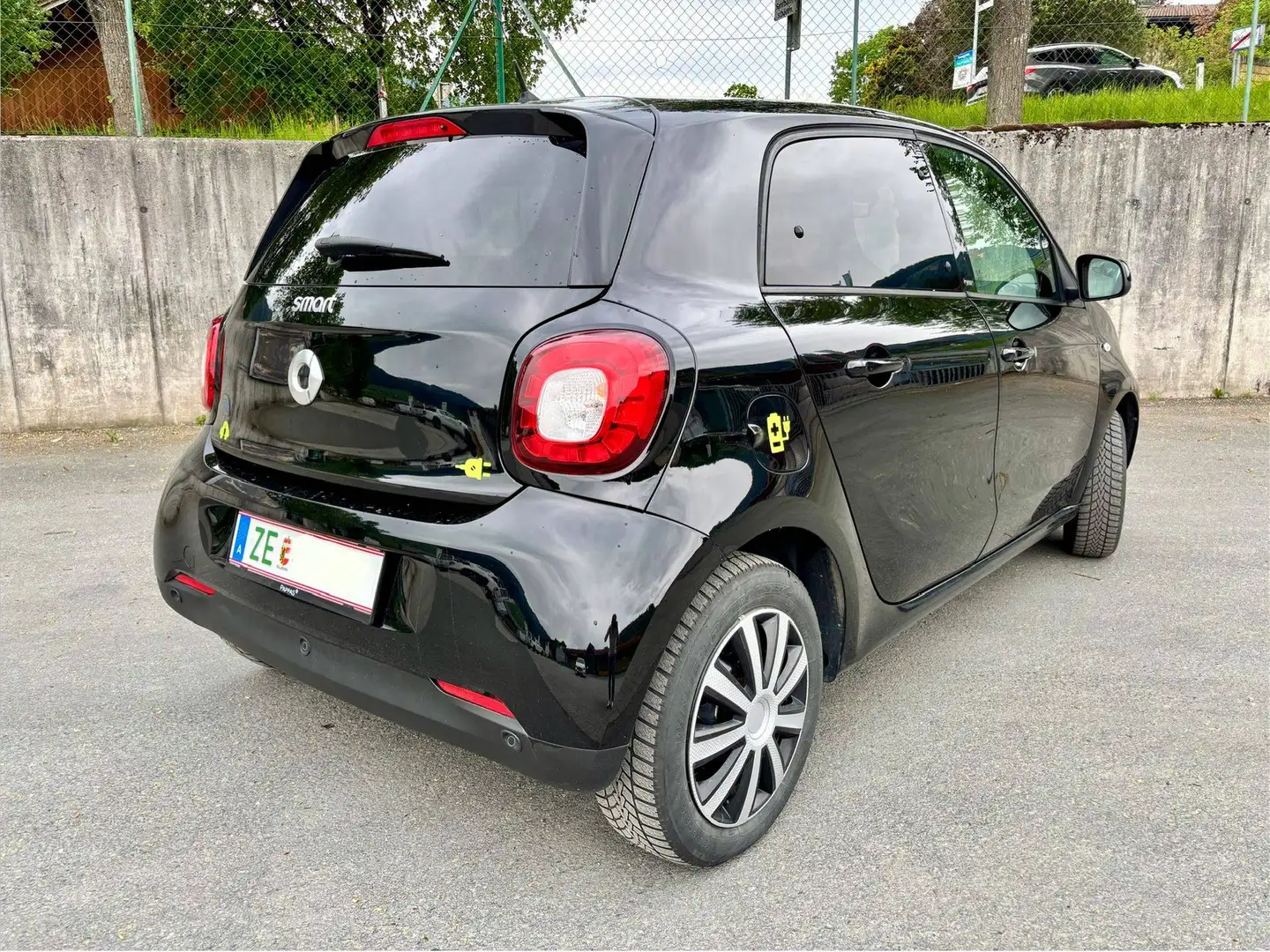 smart forFour smart forfour 17,6kWh prime prime Schwarz - 2