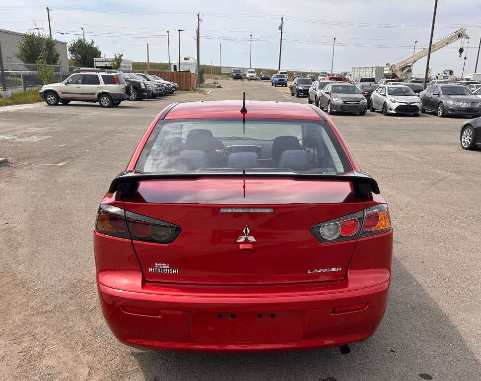 2017 Mitsubishi Lancer : No Reported Accidents  Low Mileage — снимка 1