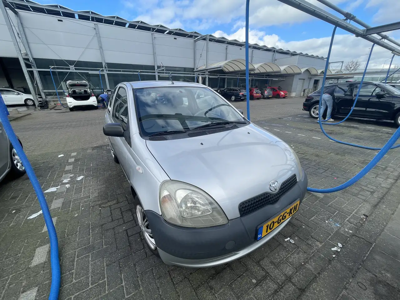 Toyota Yaris 1.0-16V VVT-i Terra, foto 1