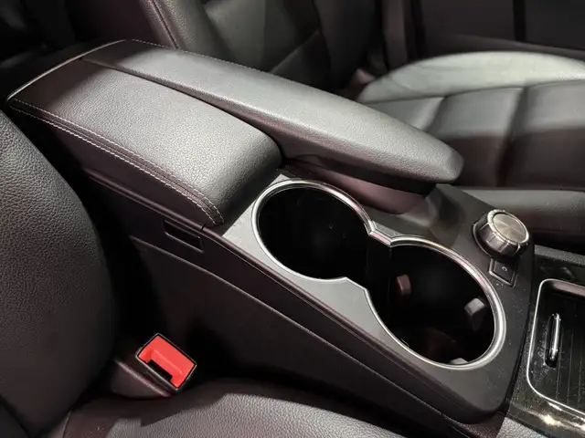 Mercedes-Benz GLK view 20
