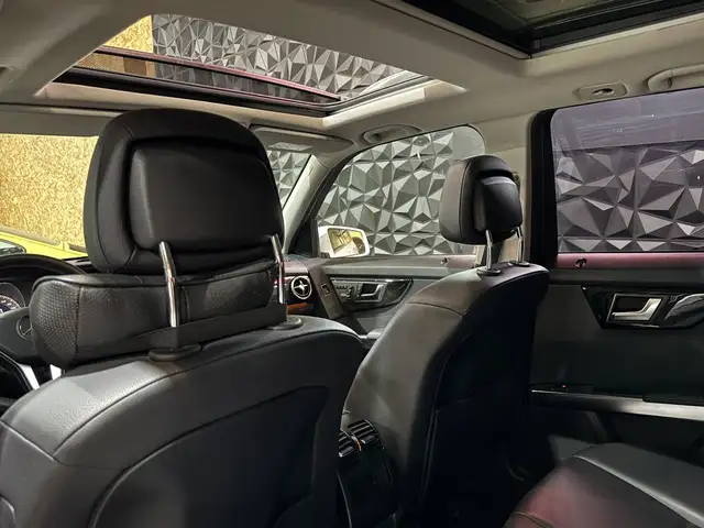 Mercedes-Benz GLK view 16