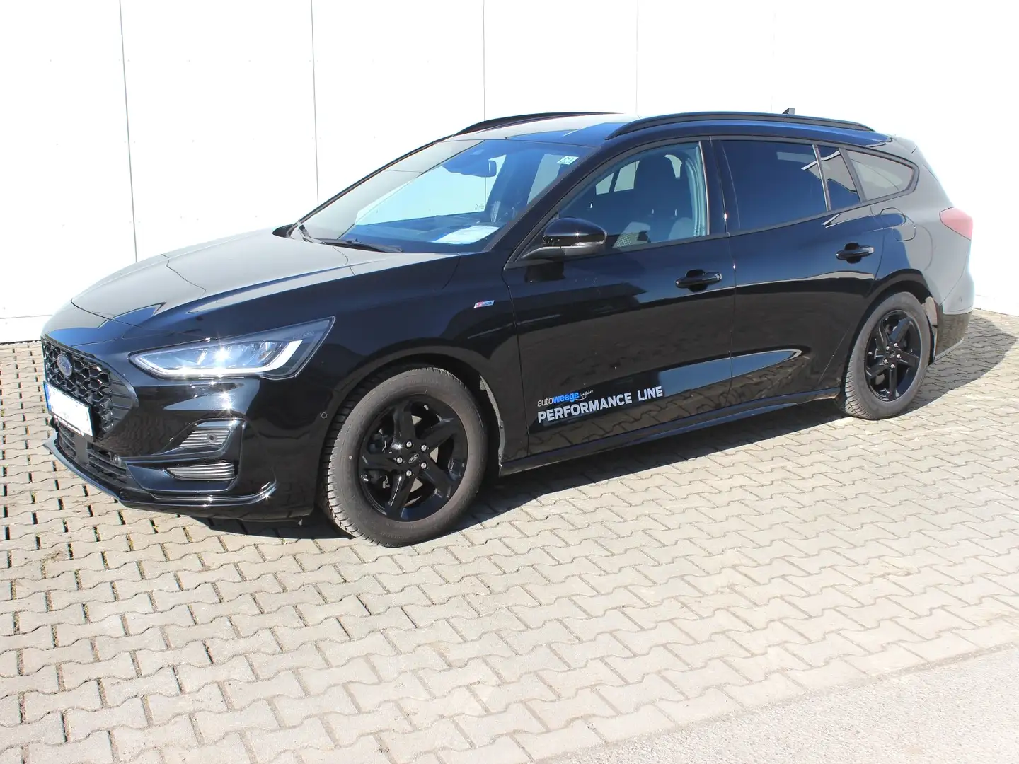 Ford Focus ST-Line 1,0 EcoBoost Schwarz - 2